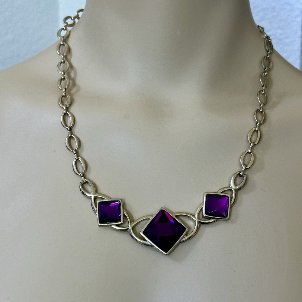 VTG Park Lane Accent Necklace 18 Inch Purple Square Facet Glass Bib Gold Signed - Picture 2 of 10